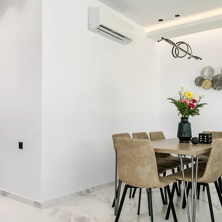 New Luna With Private Pool And Bbq 1km From The Villa Sfáka